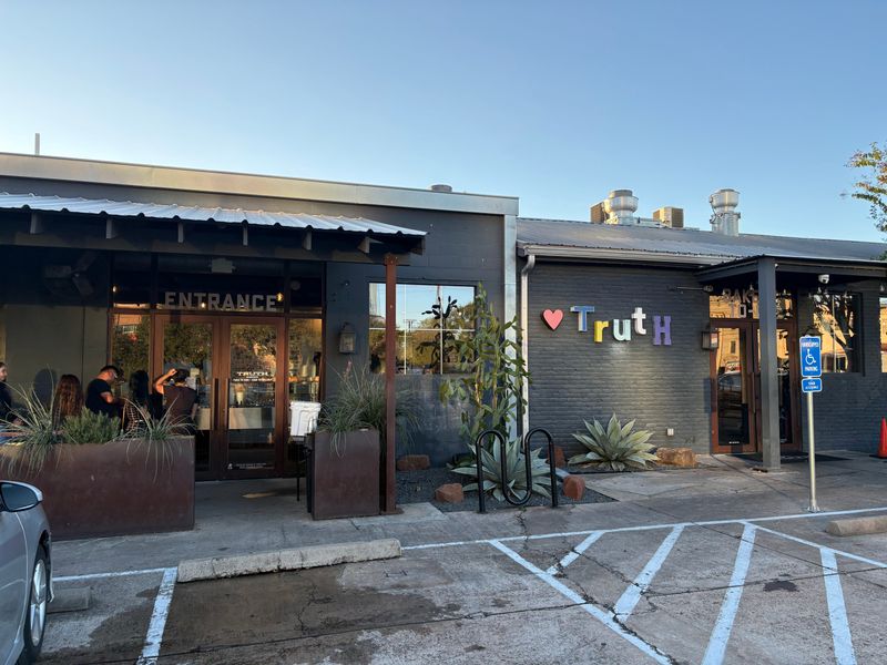 15 Texas BBQ Joints Serving Brisket So Tender Locals Plan Their Day Around It 10 Truth BBQ - Houston, Texas