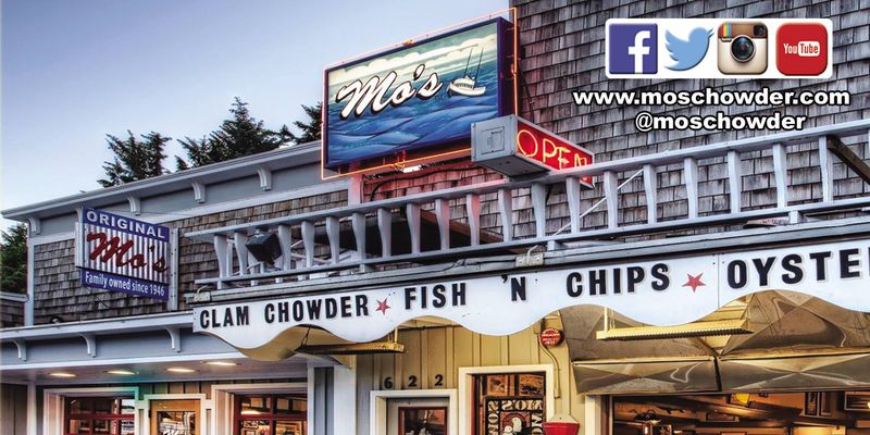 Mo's Seafood & Chowder - Newport, Oregon