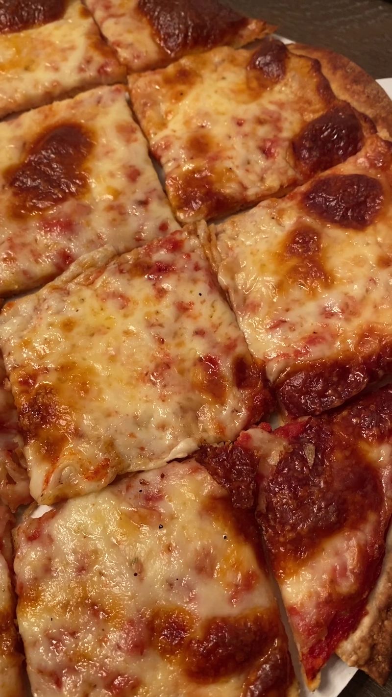 WG Pizzas – Chicago, Illinois