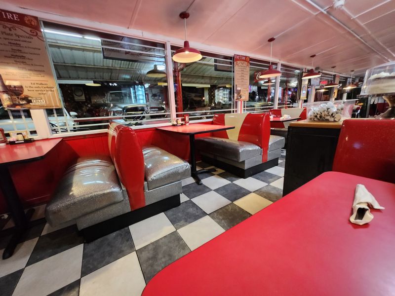 This Arkansas Family Restaurant Sells Out Of Pot Roast Nearly Every Evening 15 Retro Vibes And Friendly Service