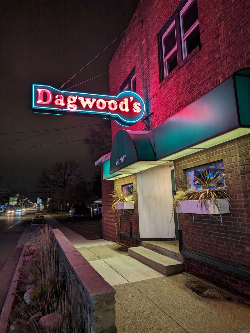 12 Michigan Sandwich Shops That Sell Out Before Most People Eat Lunch 8 Dagwood’s Deli- Lansing, Michigan
