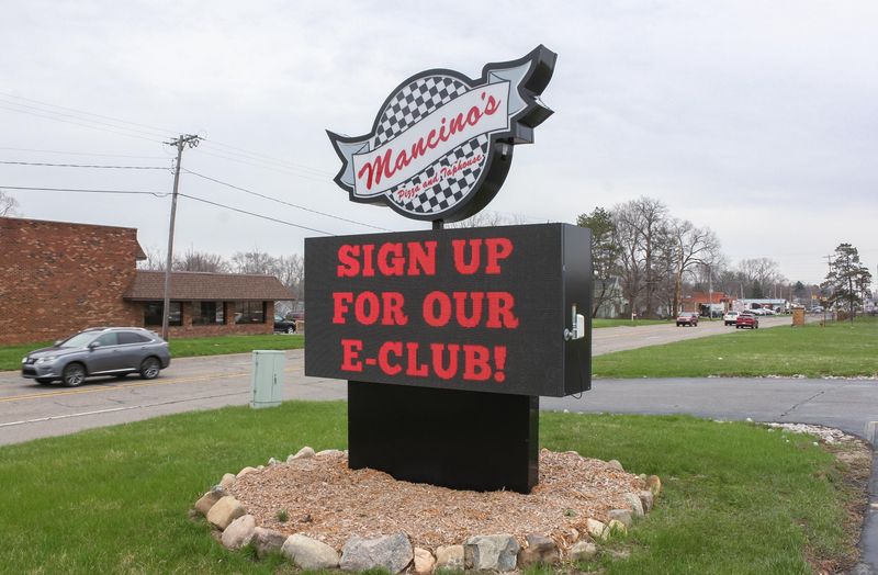 12 Michigan Sandwich Shops That Sell Out Before Most People Eat Lunch 7 Mancino’s Pizza & Grinders- Jackson, Michigan