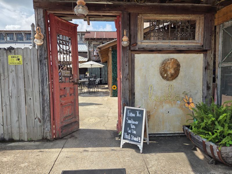 13 Alabama Meat-and-Three Spots Where the Sides Are the Star of the Plate 10 Leola’s Cafe and Coffee House - Baton Rouge, Louisiana