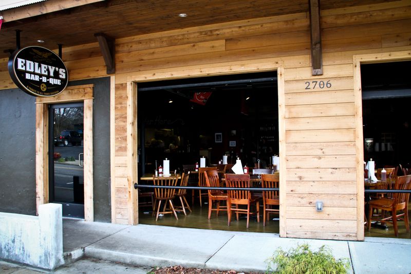 Edley's Bar-B-Que - Nashville, Tennessee