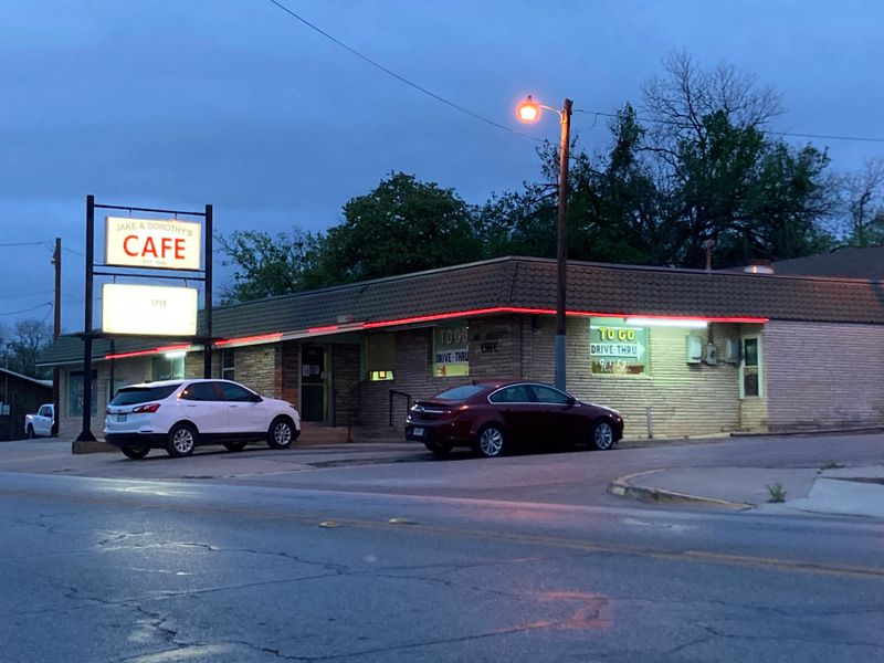 I Drove from Coast to Coast To Try 18 Chicken Fried Steak Plates (7 Deserved a Standing Ovation) 7 Jake & Dorothy's Cafe - Stephenville, Texas