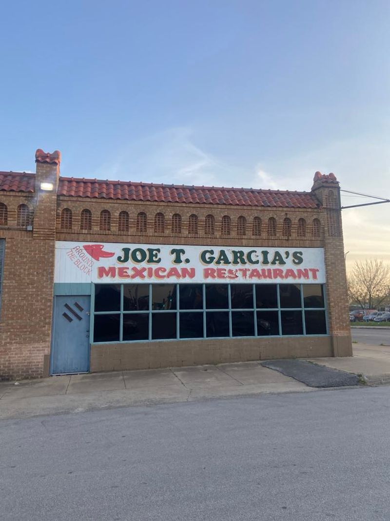 14 Texas Enchilada Houses Where The Red Sauce Still Simmered Overnight 7 Joe T. Garcia’s – Fort Worth, TX