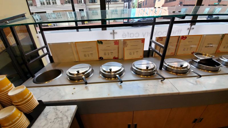 Au Bon Pain - Boston, Massachusetts