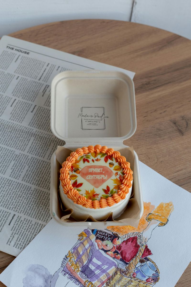 25 Foods People Defend Like It’s a Personal Attack 17 Store bought cake