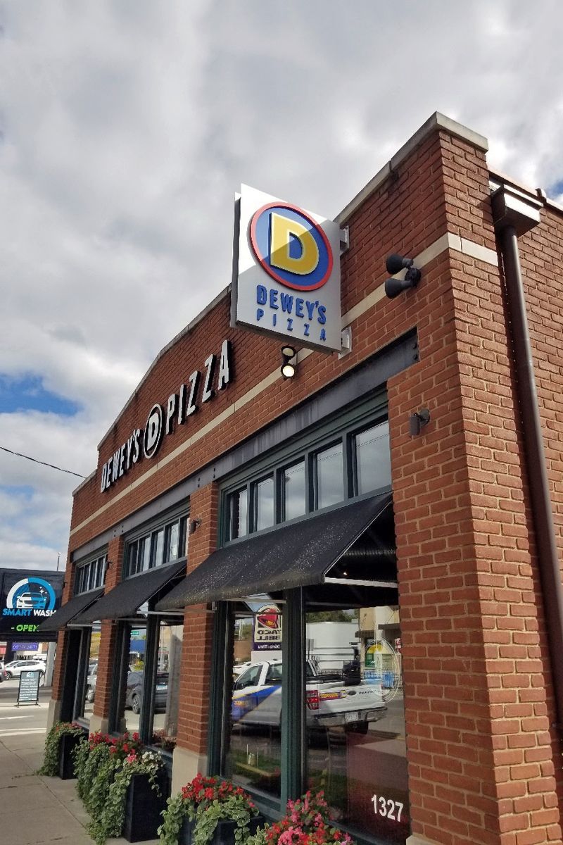 9 Ohio Pizza Parlors Where One Folded Slice Still Feels Like Childhood 8 Dewey's Pizza - Grandview, Columbus, Ohio