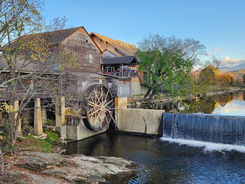 The Old Mill Restaurant - Pigeon Forge, Tennessee