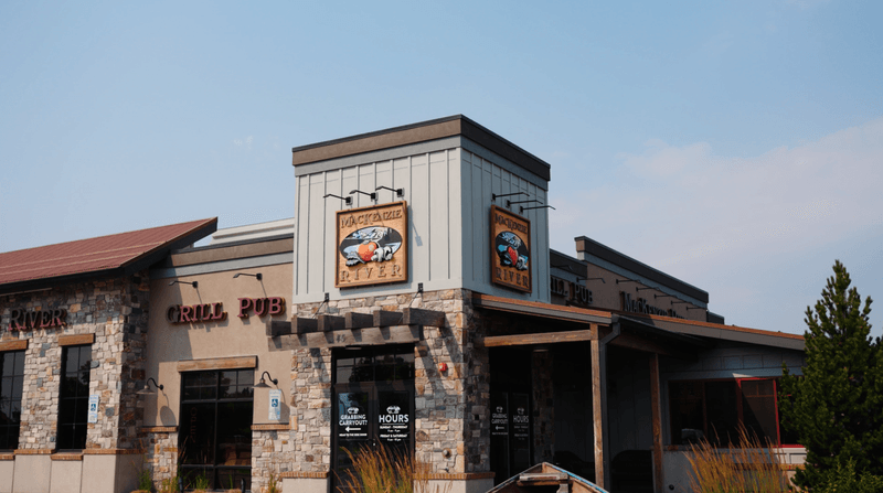 12 Mountain-Style Pizza Cabins Across America Everyone Seems to Talk About 17 MacKenzie River Pizza, Grill & Pub – Kalispell, MT