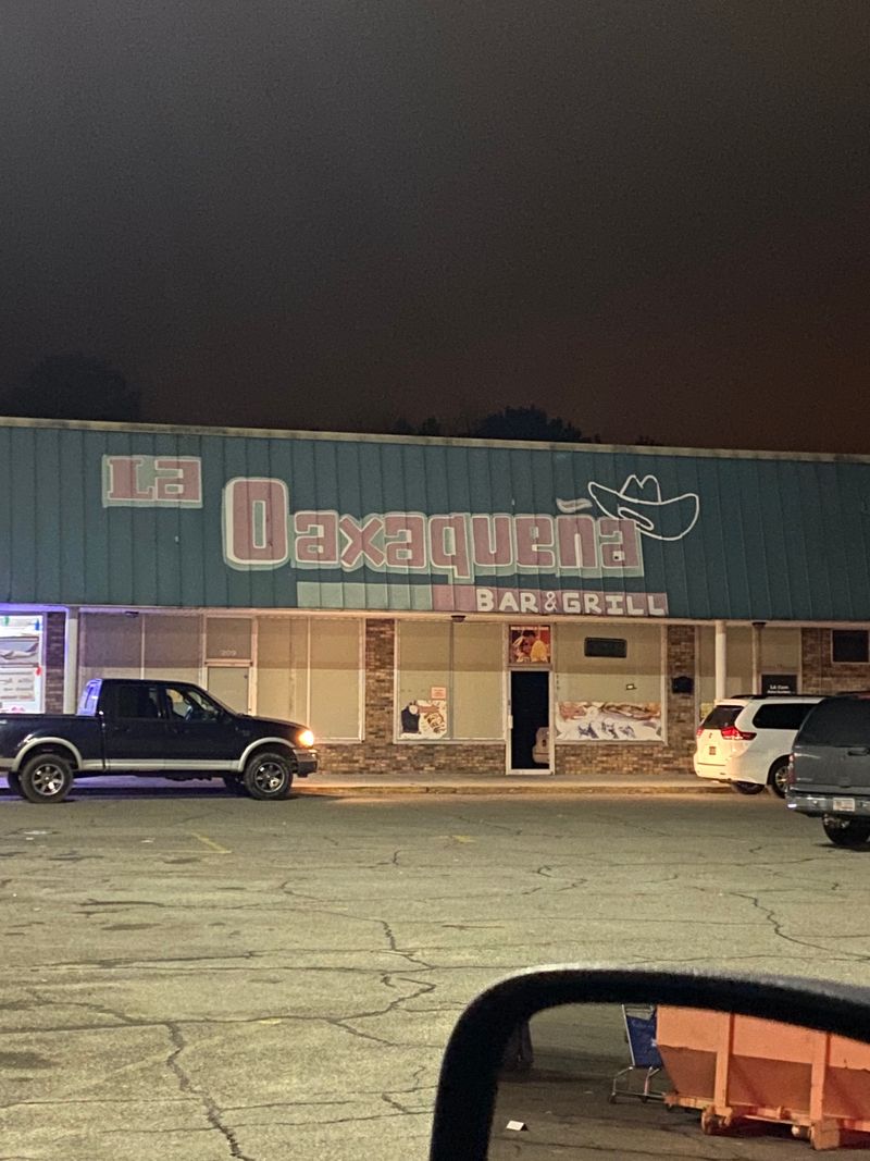 15 Georgia Burrito Counters Rolling Green Chile Wraps Worth Every Mile 19 La Oaxaqueña – Canton, GA