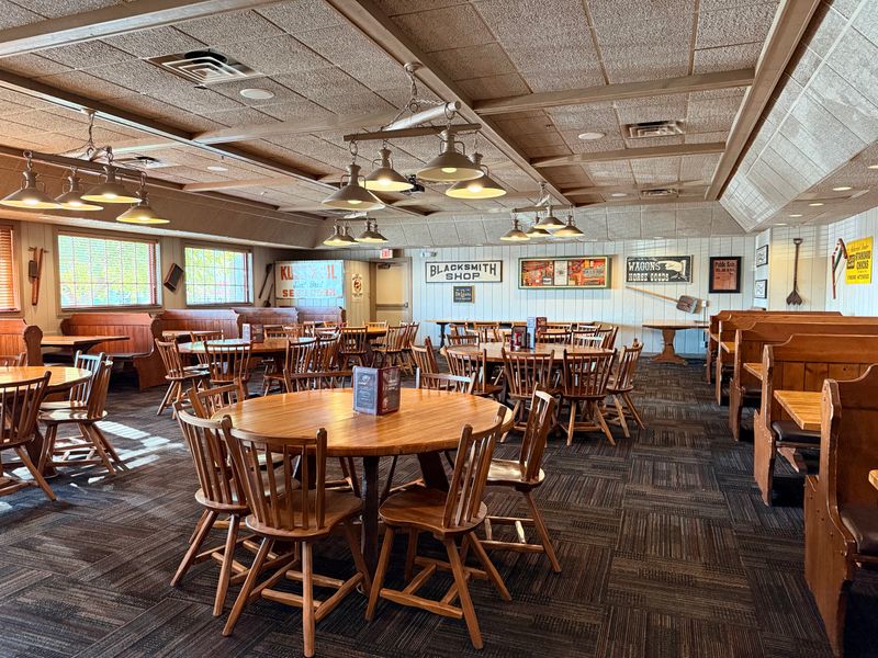 Machine Shed Restaurant Urbandale - Urbandale, Iowa