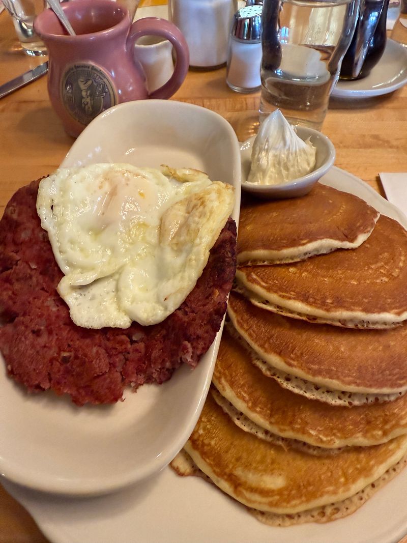 This Pancake House Flips Cakes Bigger Than the Plate—and Food Lovers Love It 16 Kids And Families Welcome