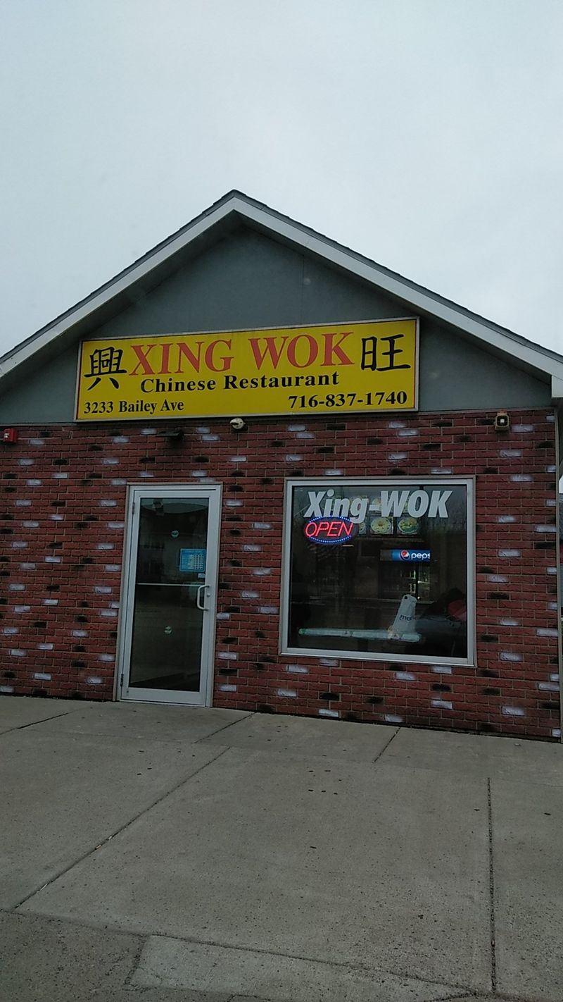 16 New York Neighborhood Chinese Spots Locals Rely On For Takeout Night After Night 14 King's Wok - Buffalo, New York