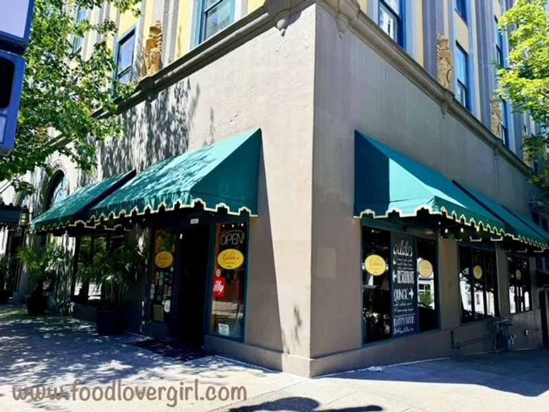 Gilda's | Italian Restaurant - Portland, Oregon