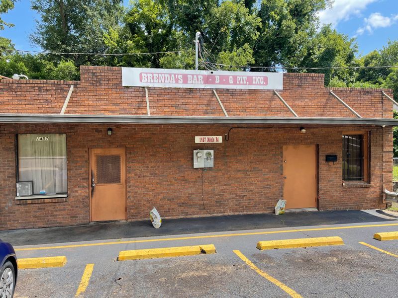 Brenda's Bar-B-Que Pit - Montgomery, Alabama