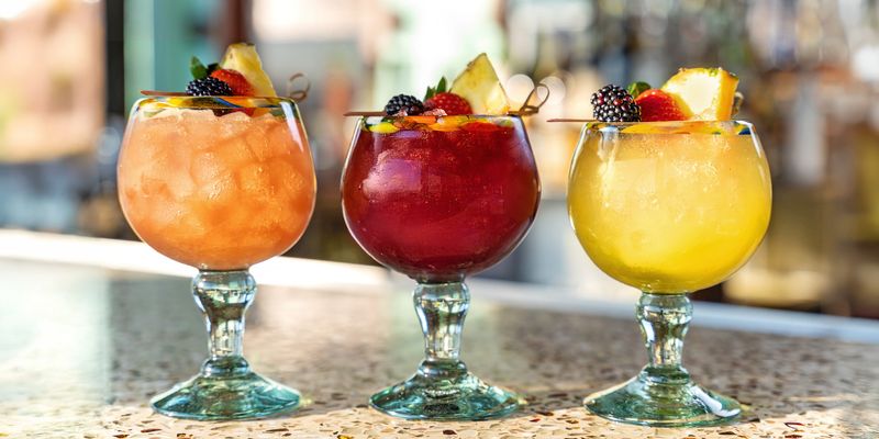 22 Restaurant Habits That Drive Servers Crazy 22 Custom drinks