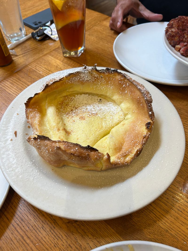This Minnesota Pancake House Flips Cakes Bigger Than The Plate 12 German Pancake Goodness