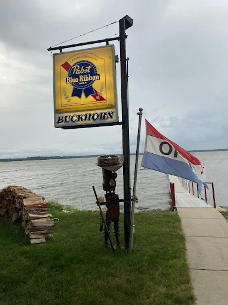 Lakefront Atmosphere