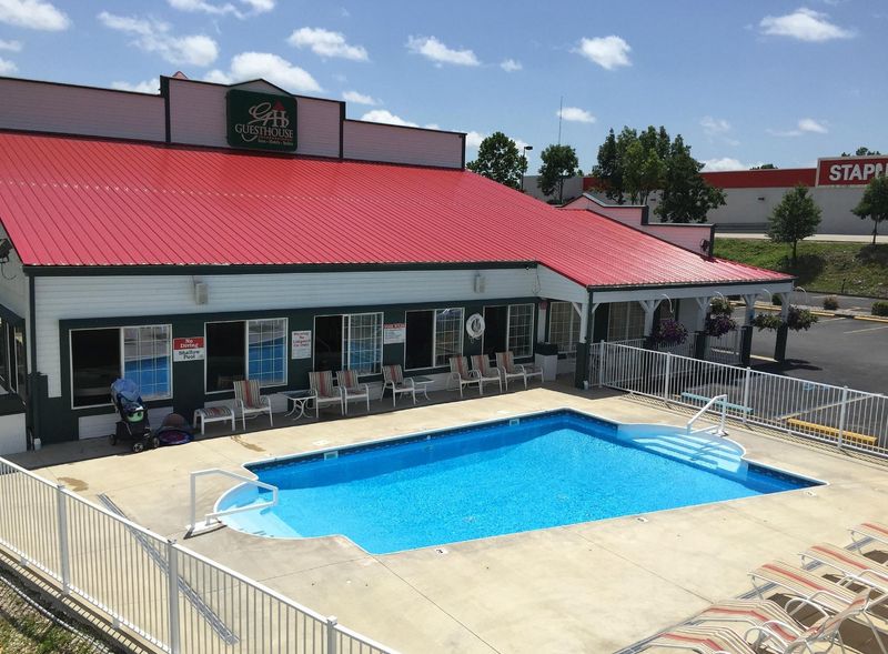 14 Missouri Fish Fry Windows Famous For Hot, Crispy River Catch 17 Lakehouse Restaurant – Osage Beach, MO