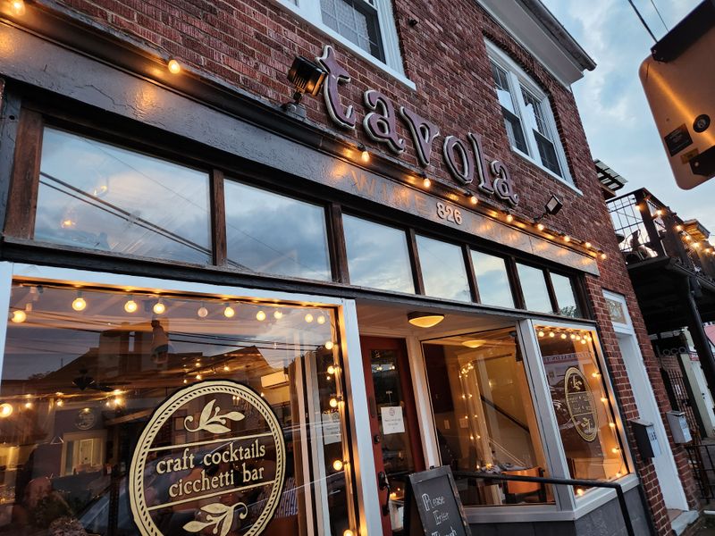 Tavola, Charlottesville, Virginia