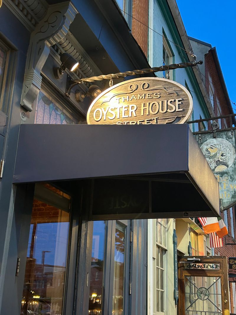 Thames Street Oyster House - Baltimore, Maryland