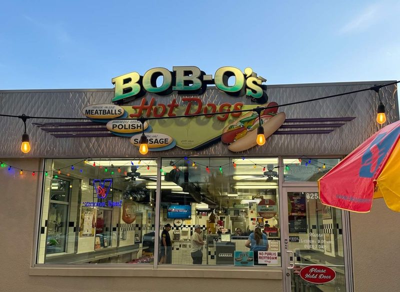 Bob-O's Hot Dogs - Chicago, Illinois