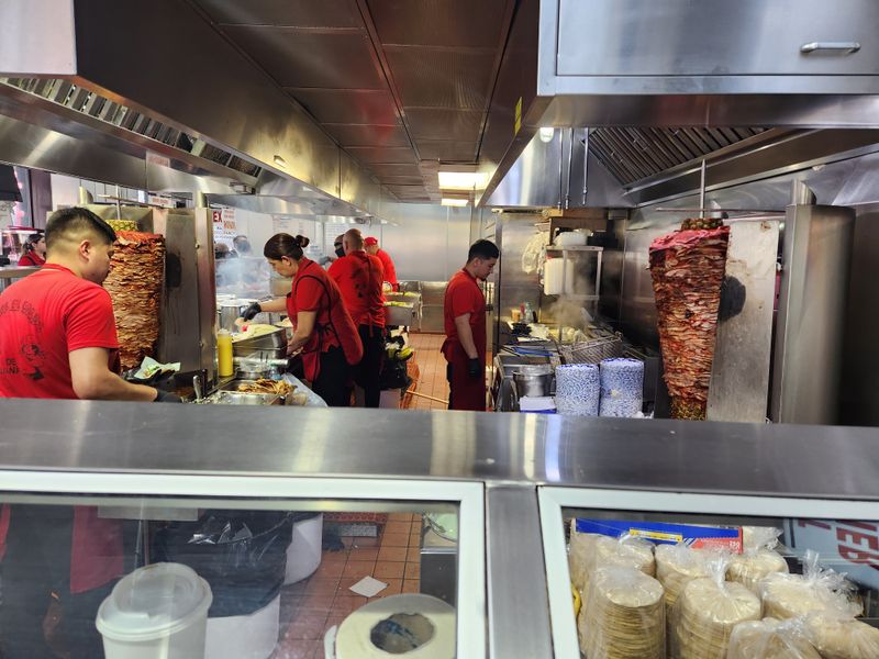 Vibes: No Frills, All Flavor