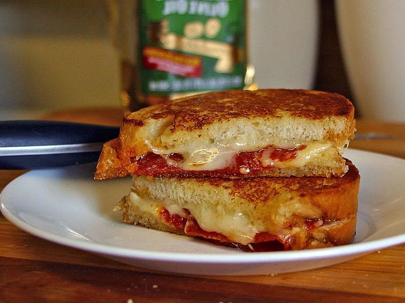 Grilled cheese with tomato