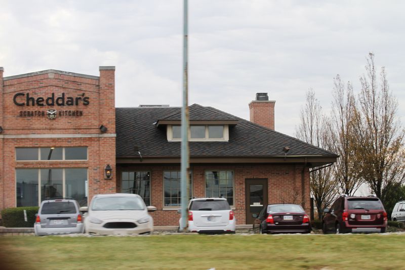10 Hidden Fried Chicken Shacks In Indiana That Locals Guard Like Secrets 14 Cheddar's Scratch Kitchen - Fort Wayne, Indiana