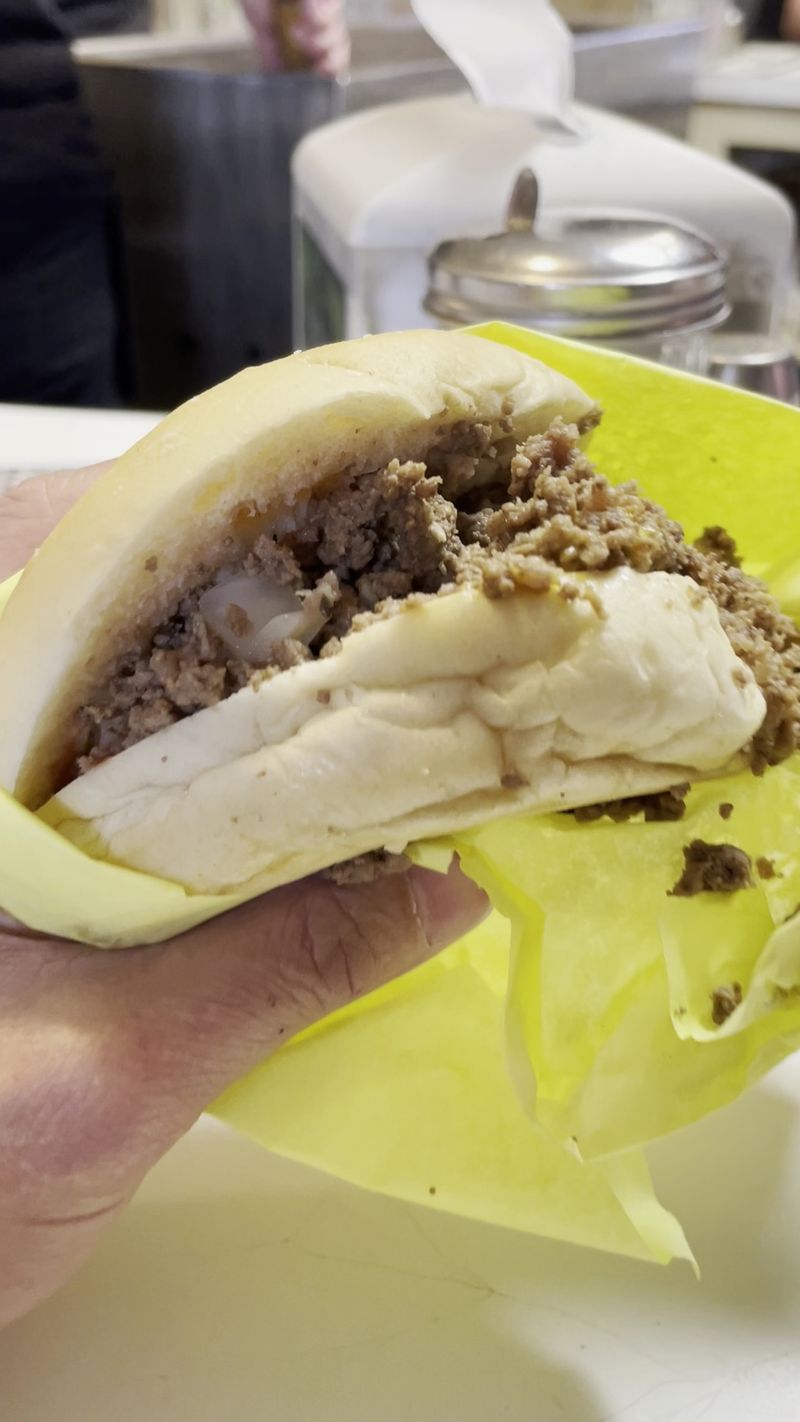 Steamed Buns That Hug The Beef