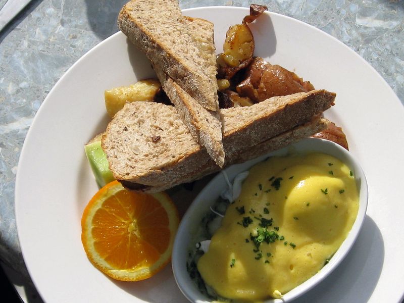 Hollandaise sauce