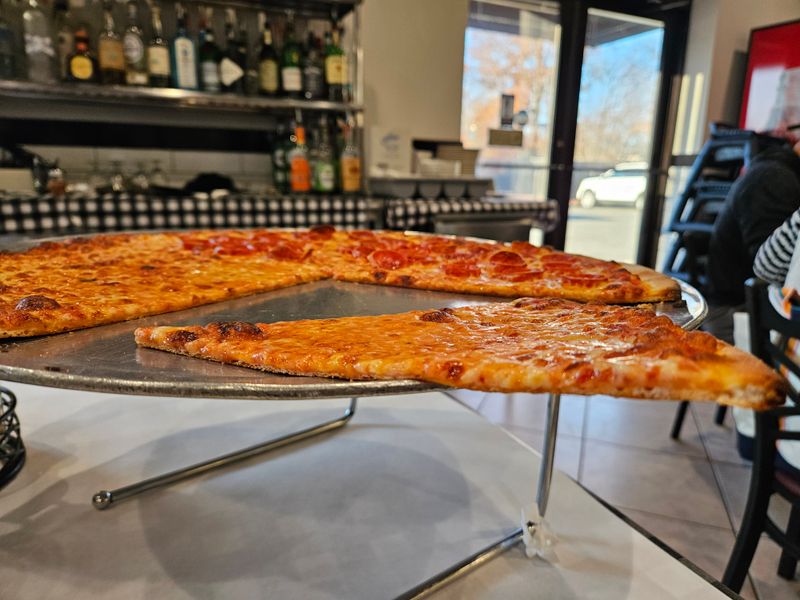 Calabria Pizzeria & Restaurant - Livingston, New Jersey