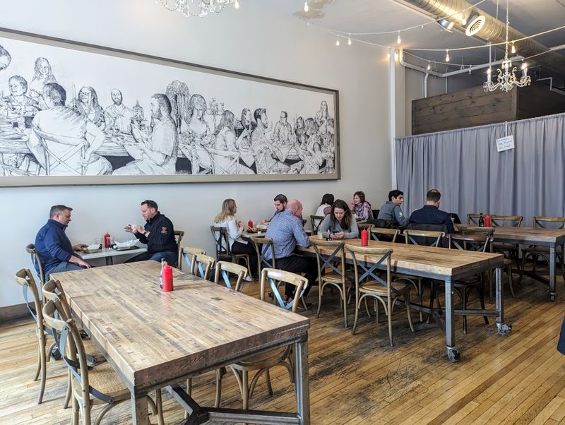 This Nebraska Sandwich Window Is So Protected Locals Won’t Tell You The Best Time To Go 15 Reading The Crowd Like A Local