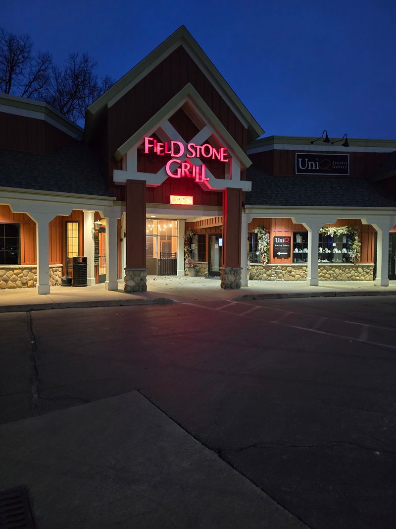 Fieldstone Grill – Portage, Michigan