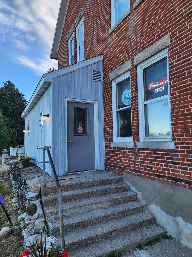 12 Wisconsin Fish Fry Halls Where Friday Nights Still Feel Like A Tradition 13 Hidden Bridge Pub - Sturgeon Bay, Wisconsin