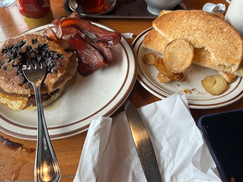 I Drove Across America to Taste 19 Pancake Stacks, and 5 Were Worth the Extra Syrup 23 Polly's Pancake Parlor - Sugar Hill, New Hampshire