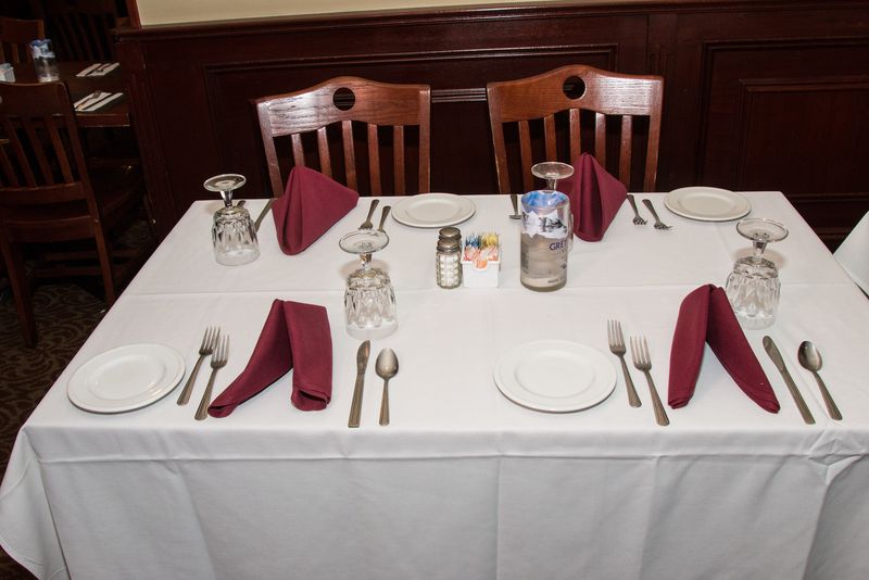 This Maryland Crab Cake Counter Has Locals Timing Their Visits Like A Ritual 14 Service With Local Warmth