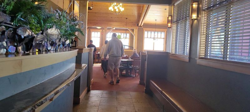 This Montana Steakhouse Serves Hearty Western Plates Locals Say Never Go Out Of Style 19 Chicken Fried Steak, Montana-Sized
