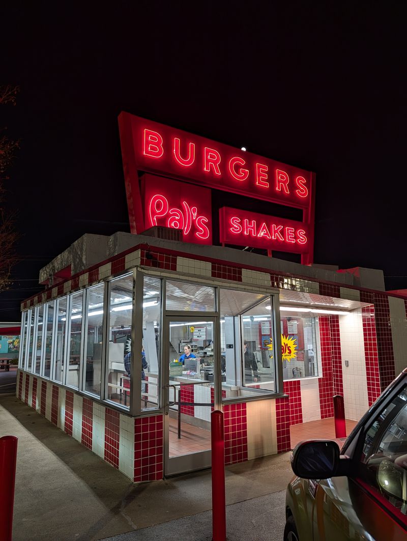 Pal's Sudden Service - Kingsport, Tennessee