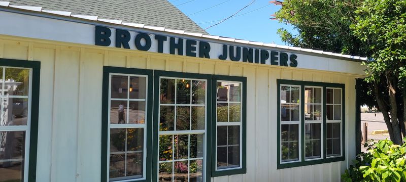 Brother Juniper's - Memphis, Tennessee