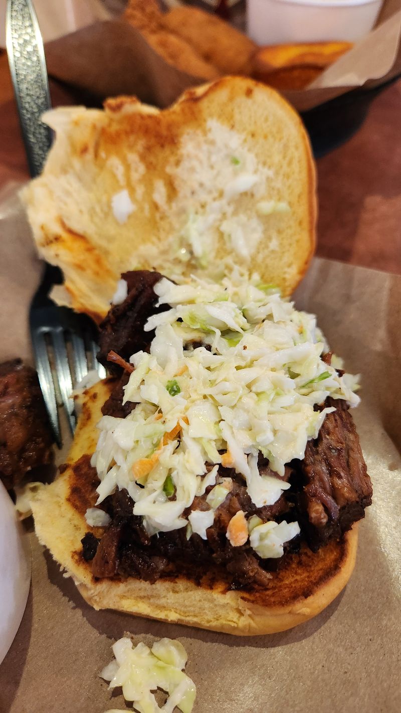 16 Virginia BBQ Counters Serving Pulled Pork So Tender It Barely Needs Sauce 8 Q Barbeque - Midlothian, Virginia