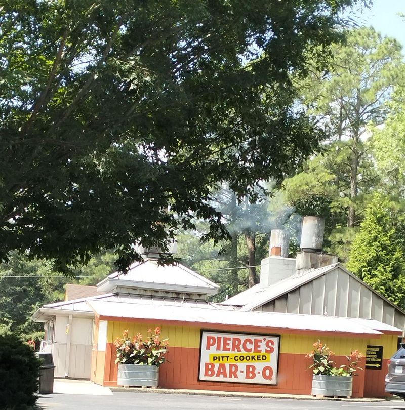 16 Virginia BBQ Counters Serving Pulled Pork So Tender It Barely Needs Sauce 9 Pierce's Pitt Bar-B-Que - Williamsburg, Virginia