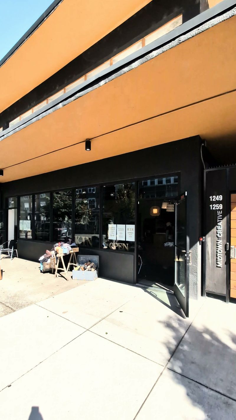 Kin Clothing Exchange - Eugene, Oregon