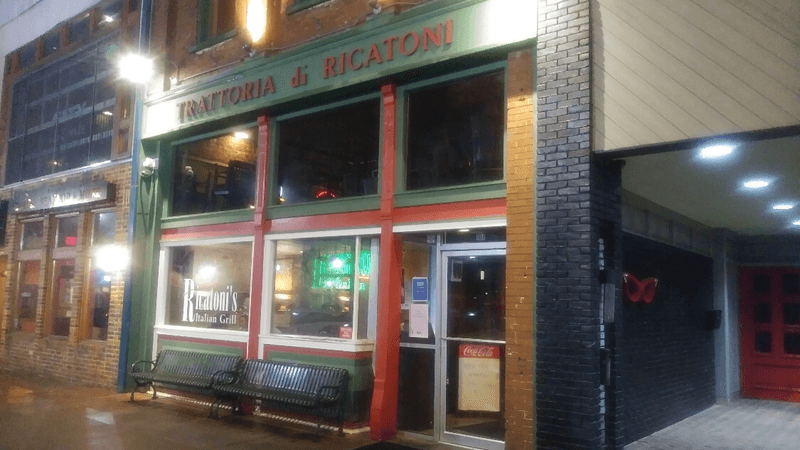 These Alabama Italian Counters Get So Busy You’d Think It’s The Weekend Every Night 5 Ricatoni's Italian Grill - Florence, Alabama