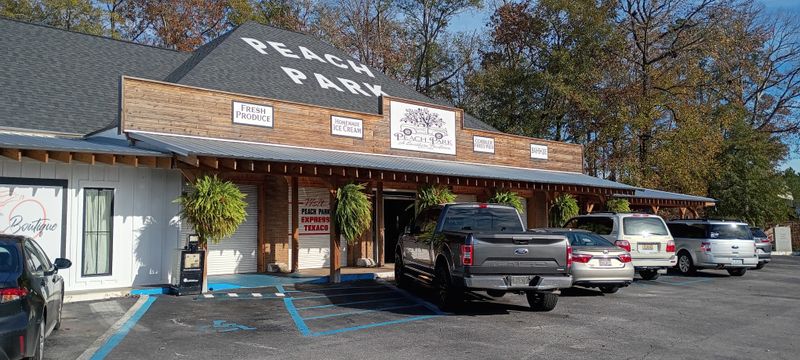 Roadside Food Gems in Every State You'll Be Glad You Pulled Over For 6 Peach Park – Clanton, Alabama