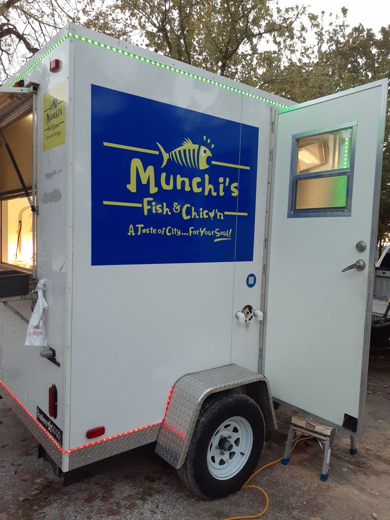 14 Missouri Fish Fry Windows Famous For Hot, Crispy River Catch 12 Munchi's Fish & Chicc'n - Columbia, MO