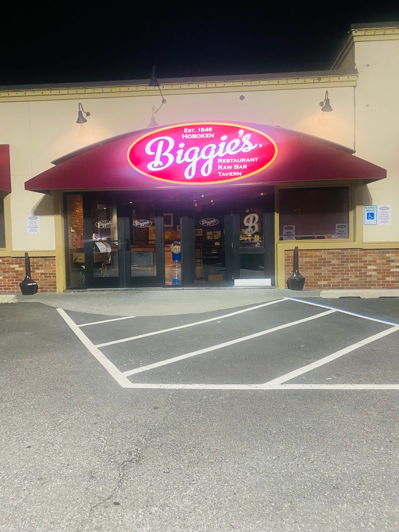 Biggie's - Carlstadt, New Jersey
