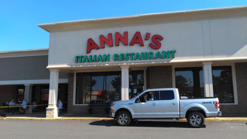 10 Family-Owned Italian Spots In Virginia That Could Pass For A Sunday At Nonna’s 13 Anna’s Italian Restaurant